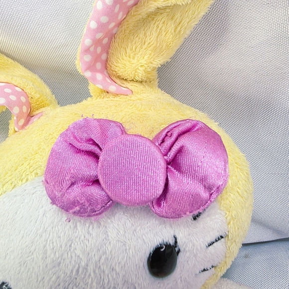 Hello Kitty Easter Bunny Rabbit Plush Stuffed Toy Yellow Pink 8 Inch 2013 - Picture 3 of 9